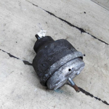 Опора двигателя подушка Volkswagen Passat B5, Volkswagen Passat B5 GP, Audi A4 B5, Audi A6 C5, Skoda Superb