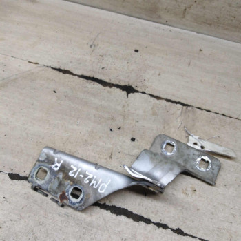 Петля капота правая Renault Megane II