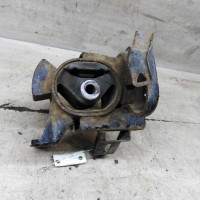 Опора АКПП робот правая верхняя кронштейн Toyota Corolla X (E140, E150)
