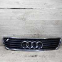 Решётка радиатора Audi A6 C4