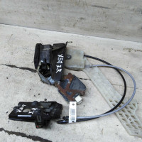 Замок двери задний правый Hyundai Elantra III