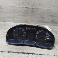 Панель приборов щиток Volkswagen Passat B5