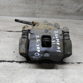 Суппорт передний правый Chery Kimo (A1)
