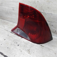 Фонарь задний правый Ford Focus 1