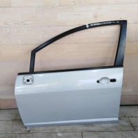 Дверь передняя левая Nissan Tiida I