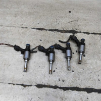 Форсунка топливная 1.8t bzb Volkswagen Passat B6