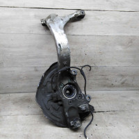 Кулак поворотный передний правый Audi A4 b6, Audi A4 b7, Audi A6 C5 рестайлинг