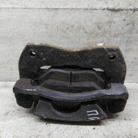 Суппорт передний правый Toyota RAV4 IV (XA40)