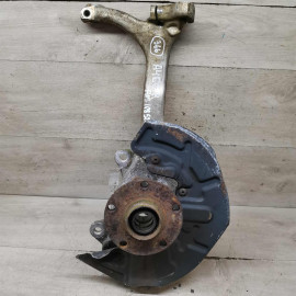Кулак поворотный передний правый Audi A4 b6, Audi A4 b7, Audi A6 C5 рестайлинг