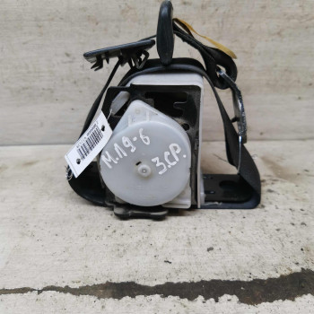 Ремень безопасности задний средний Mitsubishi Lancer 9