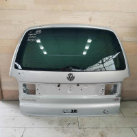 Крышка багажника Volkswagen Sharan, дефекты  на фото в родном окрасе 2003 год со стеклом
