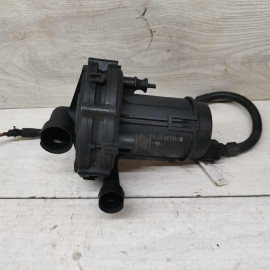 Насос дополнительный Volkswagen Golf 4, Skoda Octavia I (A4), Volkswagen