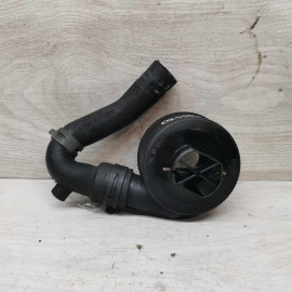 Клапан системы вентиляции 2.0i AQY Volkswagen Golf 4, Skoda Octavia I (A4),
