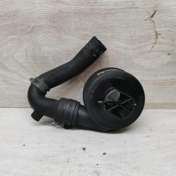 Клапан системы вентиляции 2.0i AQY Volkswagen Golf 4, Skoda Octavia I (A4),