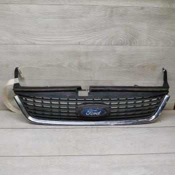 Решетка радиатора Ford mondeo 4 дорестайлинг, дефекты