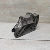 Кронштейн МКПП Volkswagen Golf 5, Volkswagen jetta 5, Skoda Octavia A5