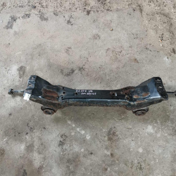 Балка задняя Hyundai Sonata 4 (EF)