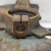 Кулак передний поворотный правый Audi 80 B4