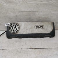 Декоративная крышка двигателя Volkswagen Passat B6