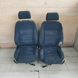 Сиденье переднее Audi A4 B5 recaro рестайлинг, дефекты  на фото Audi A4 B5 рестайлинг универсал передний привод 2000гв