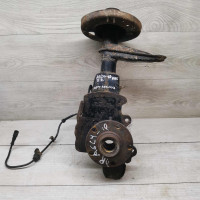 Кулак поворотный передний правый Audi 100 C4, Audi A6 C4