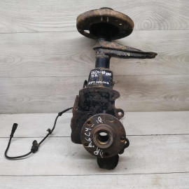 Кулак поворотный передний правый Audi 100 C4, Audi A6 C4