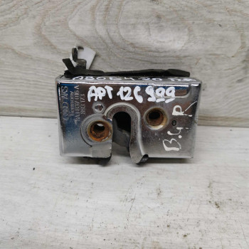 Замок двери передний правый Audi 80 B4 