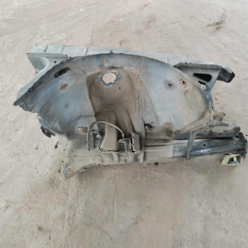 Лонжерон передний правый BMW E39