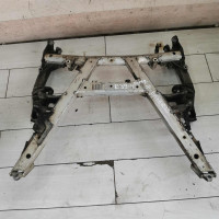 Балка передняя подрамник BMW E39