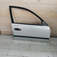 Дверь передняя правая Toyota Avensis t220 Дверь передняя правая Toyota Avensis t220