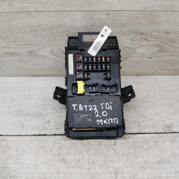 Блок предохранителей Toyota Avensis t220