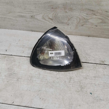 Указатель поворота Toyota Avensis t220 левый