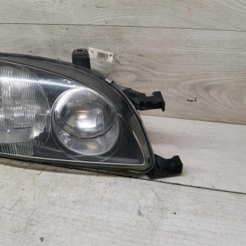 Пара передняя правая Toyota Avensis t220