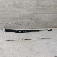 Поводок стеклоочистителя правый Toyota Avensis t220 Поводок стеклоочистителя правый Toyota Avensis t220