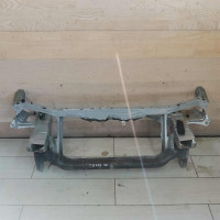 Передняя панель телевизор Toyota Avensis t220 Передняя панель телевизор Toyota Avensis t220