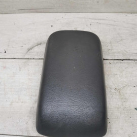 Подлокотник Toyota Avensis t220