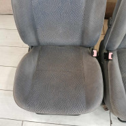 Сиденье переднее Toyota Avensis t220, дефект  2.0 tdi 2005г.в. универсал Toyota Avensis t22