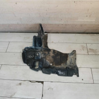 Защита передняя правая Toyota Avensis t220 Защита передняя правая Toyota Avensis t220