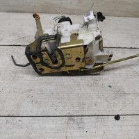 Замок двери передний левый Toyota Avensis t220 Замок двери передний левый Toyota Avensis t220