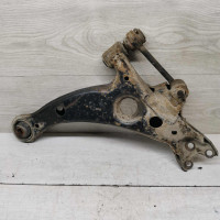 Рычаг подвески передний левый Toyota Avensis t220 Рычаг подвески передний левый Toyota Avensis t220