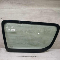 Стекло глухое заднее левое форточка Lada Largus, Renault Dacia Стекло глухое заднее левое форточка Lada Largus, Renault Dacia