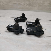 Датчик холостого хода клапан Volkswagen Passat b3, Audi 80 b3, Volkswagen Golf 3, Volkswagen vento, Audi 100 C4, Audi 80 B4 Датчик холостого хода клапан Volkswagen Passat b3, Audi 80 b3, Volkswagen Golf 3, Volkswagen vento, Audi 100 C4, Audi 80 B4