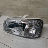 Фара передняя левая Hyundai accent II Фара передняя левая Hyundai accent II