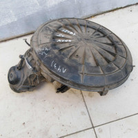 Корпус воздушного фильтра Audi 80 B4 Корпус воздушного фильтра Audi 80 B4