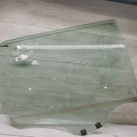 Стекло двери заднее правое Lada Largus, Renault Dacia Стекло двери заднее правое Lada Largus, Renault Dacia