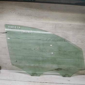 Стекло двери переднее правое Volkswagen Polo 5 Стекло двери переднее правое Volkswagen Polo 5