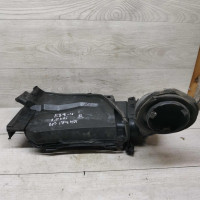 Заборник воздуха правый BMW E39 Заборник воздуха правый BMW E39