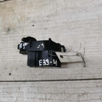 Моторчик заслонки печки сервопривод BMW E39 Моторчик заслонки печки сервопривод BMW E39