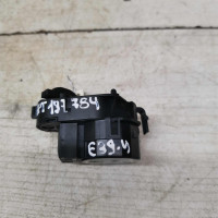 Моторчик заслонки печки сервопривод BMW E39 Моторчик заслонки печки сервопривод BMW E39