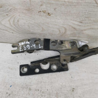 Петля капота левая BMW E39 Петля капота левая BMW E39